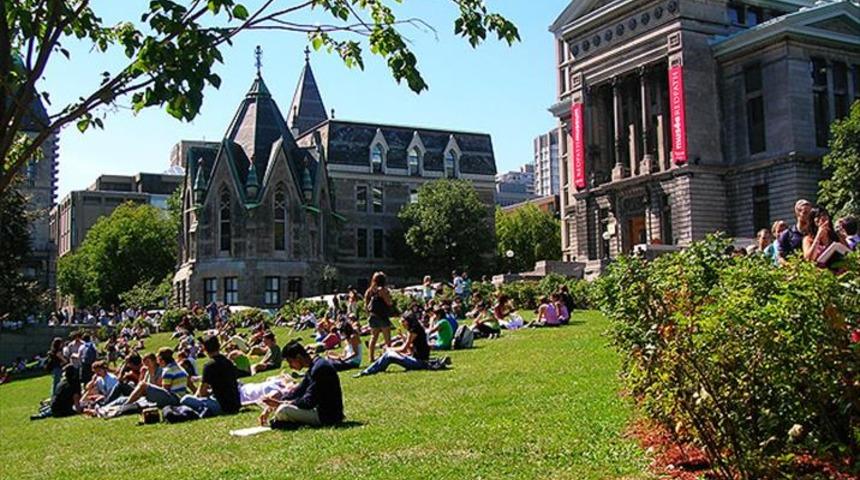 ABD öğrenci vize görüşmelerini durdurdu! Başvuruda bulunanların sosyal medya hesapları incelenecek