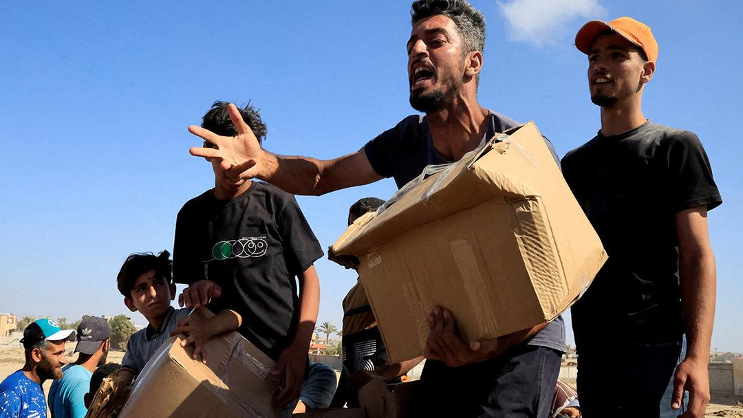 Dünyanın konuştuğu görüntü! Yardım için geldiler, canlarından oldular! Fotoğraflar Nazi kamplarına benzetildi… 2