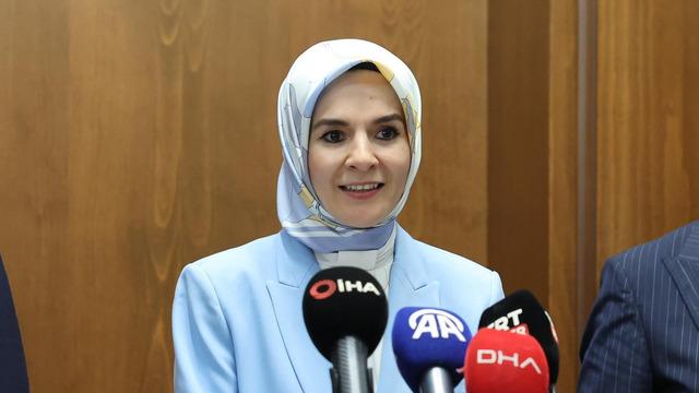 Bakan Göktaş duyurdu! Bugün itibarıyla 163 bin 295 haneye doğum yardımı ödemeleri toplu olarak aktarılıyor