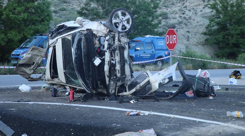 Çankırı'da otomobil takla attı; 1 ölü, 3 yaralı