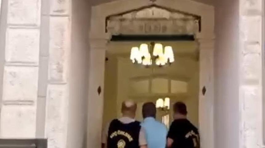 Cezaevi firarisi 8 yıl sonra İzmir'de yakalandı