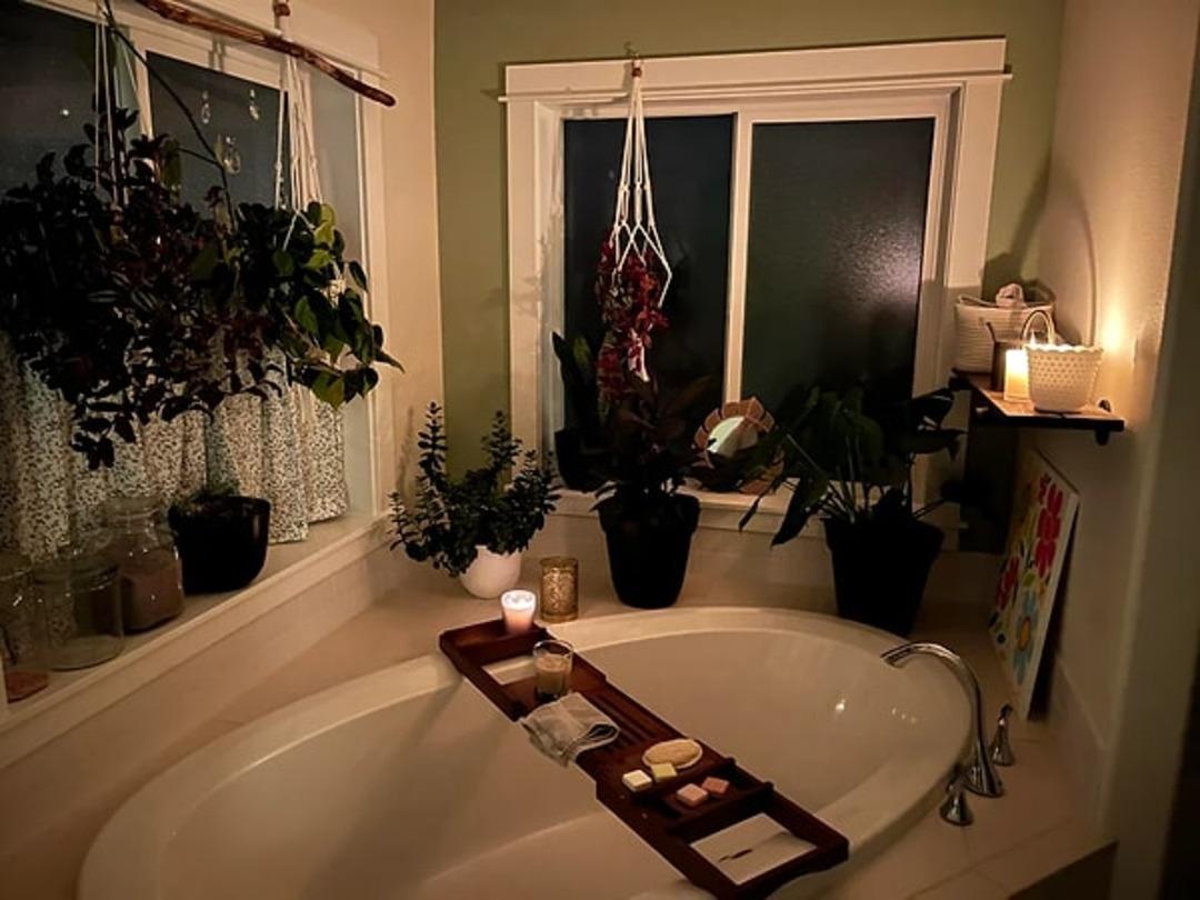 Banyoda spa etkisini yaratmak için uygulayabileceğiniz basit yöntemler 1