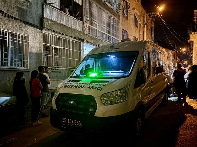 İzmir'de bir kadın tartıştığı kocasını tabancayla öldürdü