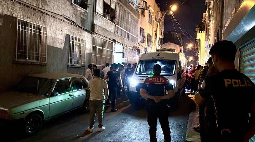 İzmir'de bir kadın tartıştığı kocasını tabancayla öldürdü