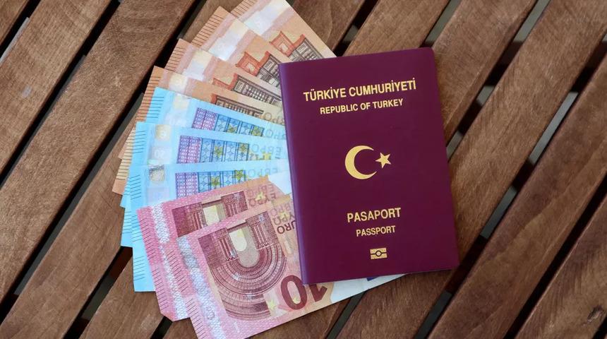 Vize başvurularında 'randevu' krizi! Karaborsaya düştü: "3 bin euro isteyen var, kim ne tutturursa" Uzman isimden çok kritik uyarı
