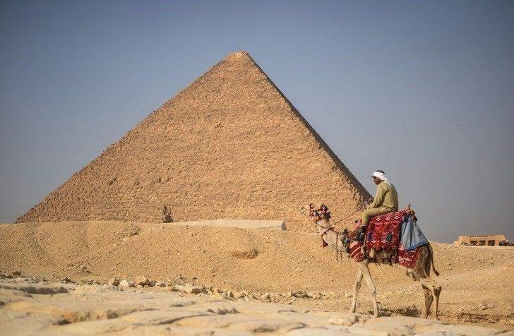 Giza Piramidi'nin sırrı çözüldü G4