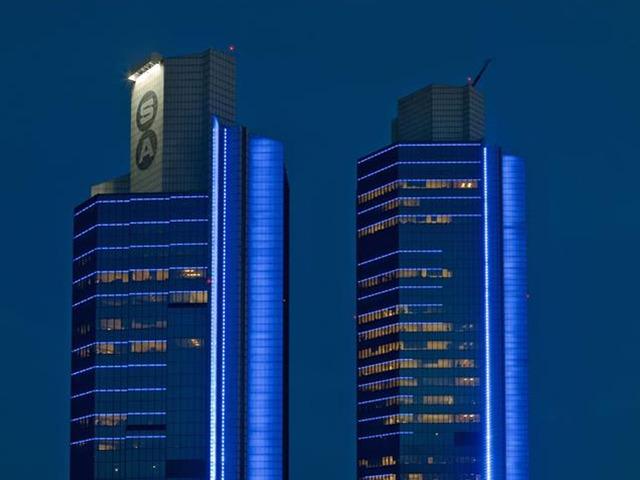 Sabancı Holding o şirketi 1 dolara devretti! Toplam zarar...
