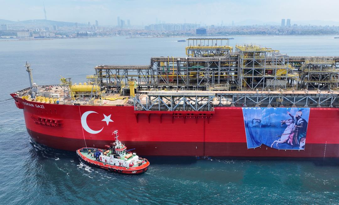 AA-20250529-38118442-38118439-TURKIYENIN_ILK_YUZER_URETIM_TESISI_FPU_OSMAN_GAZI_GEMISI
