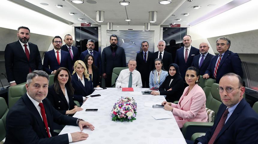 Cumhurbaşkanı Erdoğan'dan yeni anayasayla ilgili çok net çıkış! "Bizim derdimiz var" diyerek açıkladı: "Biz yeni anayasayı Tayyip Erdoğan için değil, 86 milyon için istiyoruz"