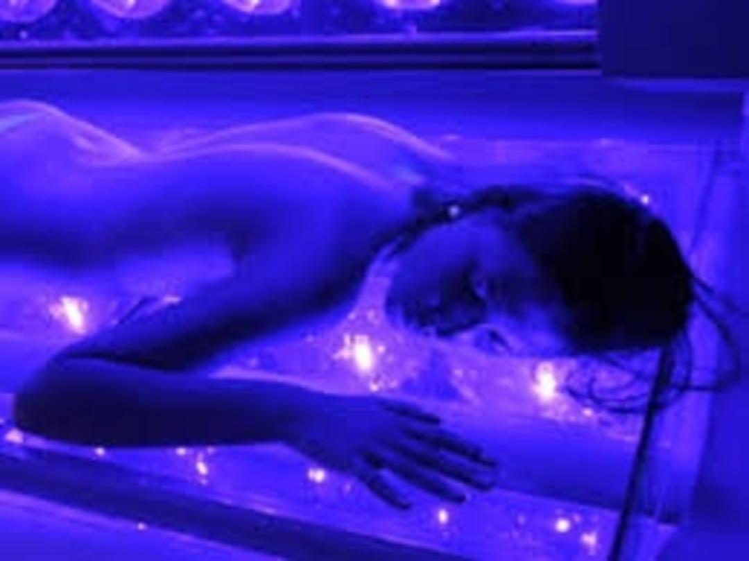 Bir anda karar verip solaryuma girdi! O günden sonra hayatı karardı! Yaşam savaşı veriyor... 3