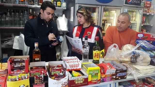 Jandarmadan iş yerlerinde kaçak sigara ve alkol kontrolü