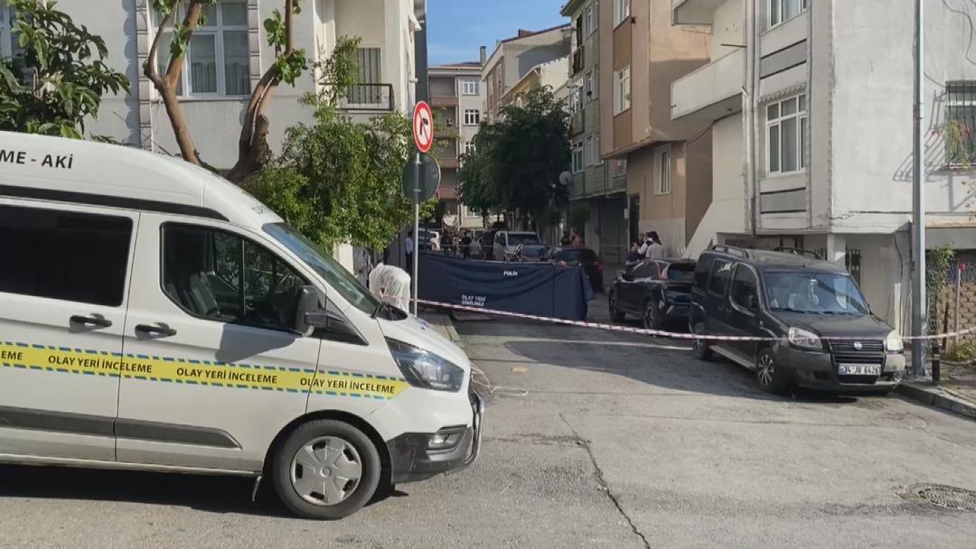 Bağcılar da sokak ortasında dehşet! Önce eşini vurdu sonra intihar etti 2