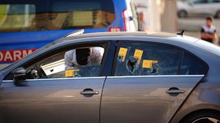 İzmir'de seyir halindeki otomobile silahlı saldırı: 3 kişi öldü, 3 kişi ağır yaralandı