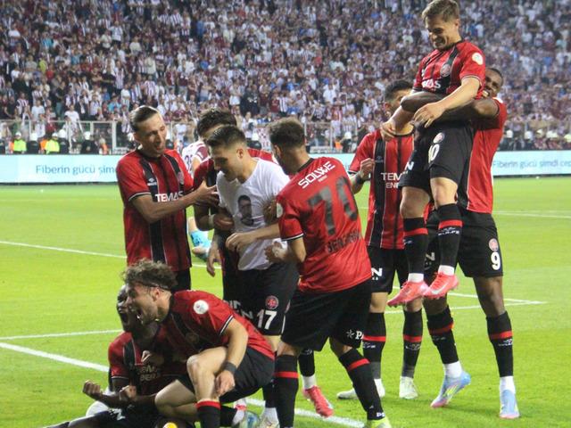 Fatih Karagümrük, Süper Lig'e yükselen üçüncü ve son takım oldu!