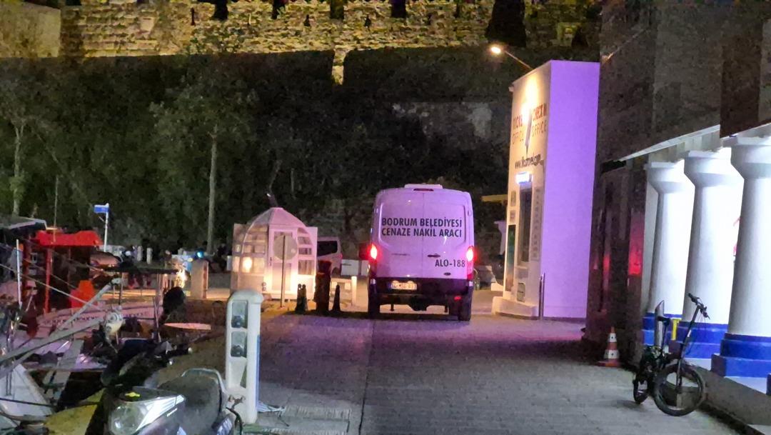 Bodrum da korkunç olay! Ayağına ağırlık bağlayıp denize atladı... 2