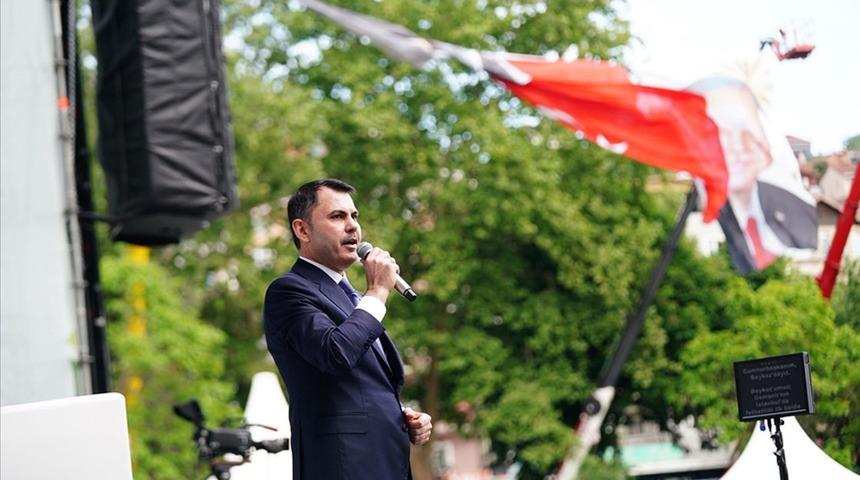 İstanbul'un Fethi'nin 572. yılı... Bakan Kurum: "Fatih Sultan Mehmed'i örnek alarak Fetih ruhuna sahip çıkıyoruz"