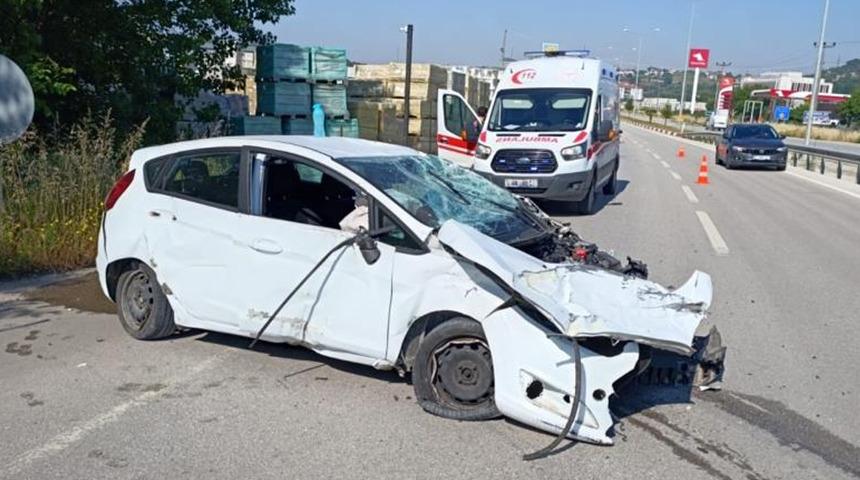 Çanakkale'de trafik kazası: 2 yaralı