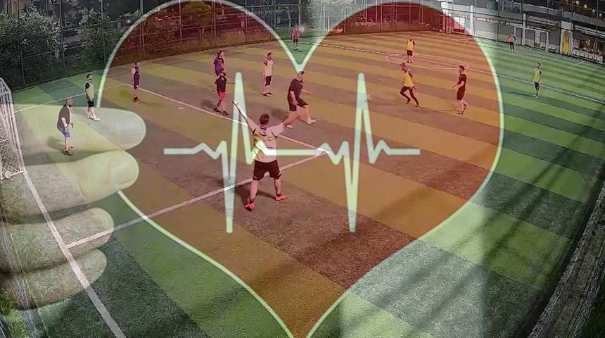 Kalp aniden öldürebilir! Halı saha ve spor aktiviteleri yapanlar dikkat: Hayatını kaybedenlerin sayısı artıyor! Uzmanlar uyarıyor...