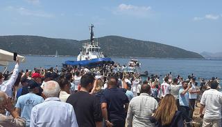 Bodrum'da üretilen ultra lüks yat suya indirildi! 1,2 milyar lira değerinde...