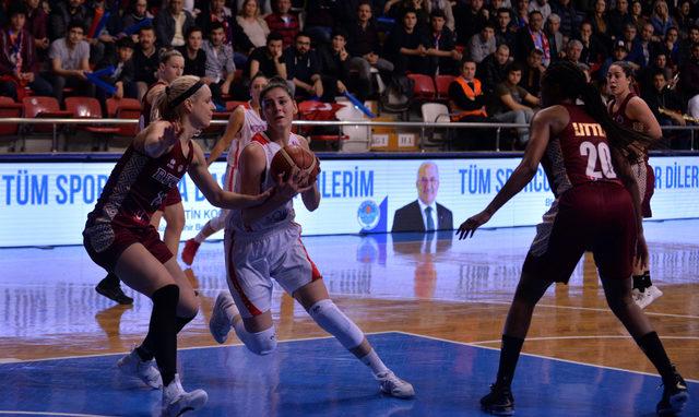 Mersin Büyükşehir Belediyespor - Reyer Venezia: 73-79