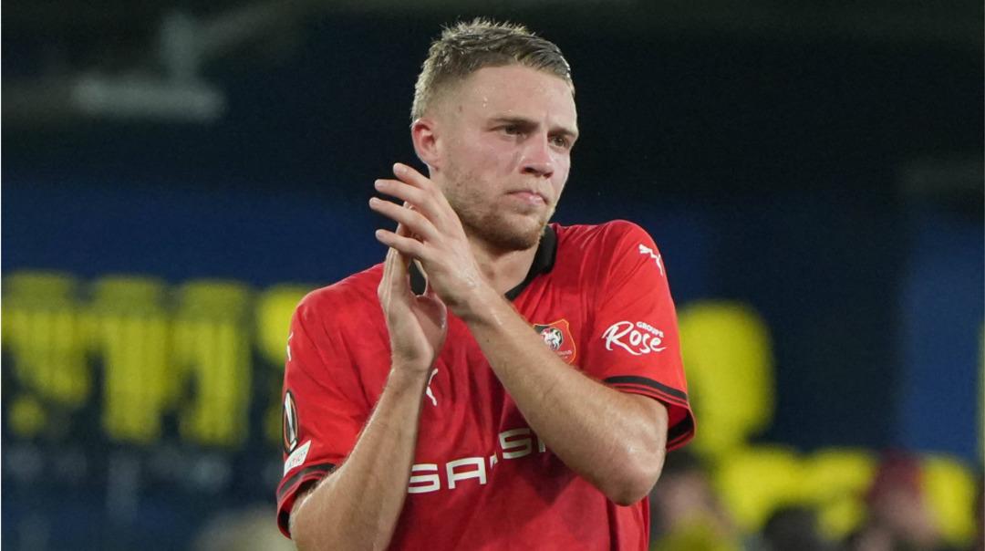 adrien-truffert-stade-rennais-2023-2024-1710840338-132033