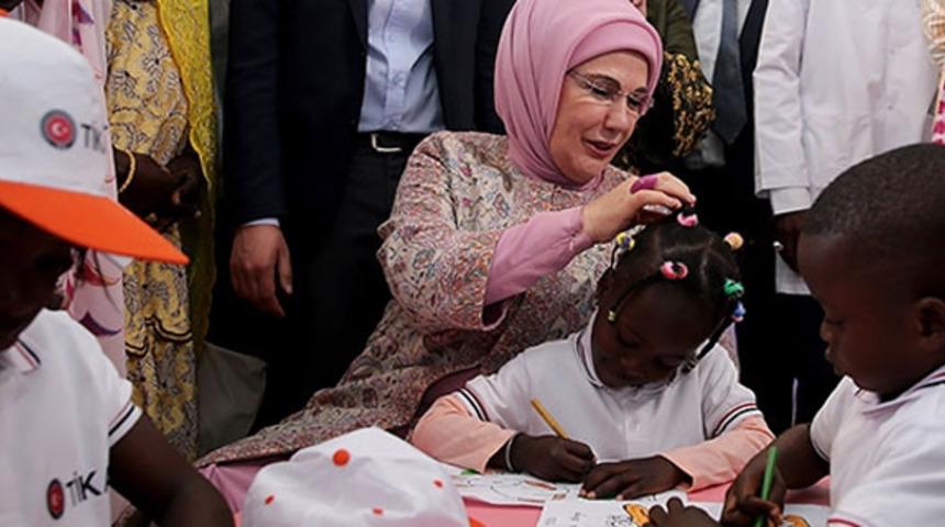 Emine Erdoğan'dan sürpriz ziyaret