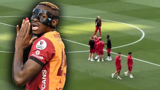 Galatasaray'da Osimhen adım adım vedaya hazırlanıyor! Saha zeminine çıktığında duygusal anlar yaşandı