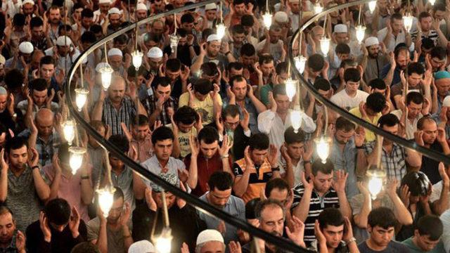 Cuma namazı saat kaçta? İşte 2 Mart Cuma diyanete göre il il namaz saatleri