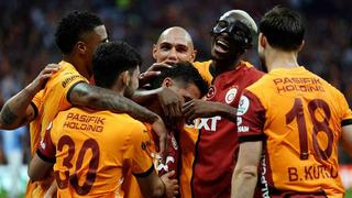 Galatasaray, şampiyon olduğu sezonu Başakşehir karşısında 3 puanla kapattı!