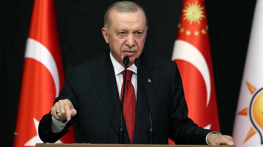 AK Parti kulislerinde konuşulan formül! Erdoğan yeniden aday olacak mı? İşte ihtimaller…