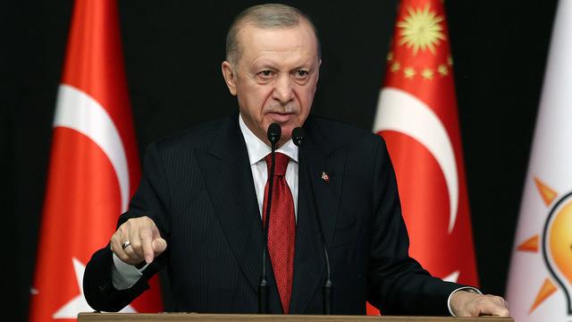 AK Parti kulislerinde konuşulan formül! Erdoğan yeniden aday olacak mı? İşte ihtimaller…