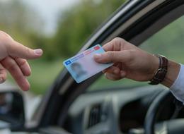 Ehliyet sahipleri bu tarihe dikkat! 15 liradan 7 bin 438 liraya çıkacak... İşte yapılması gerekenler