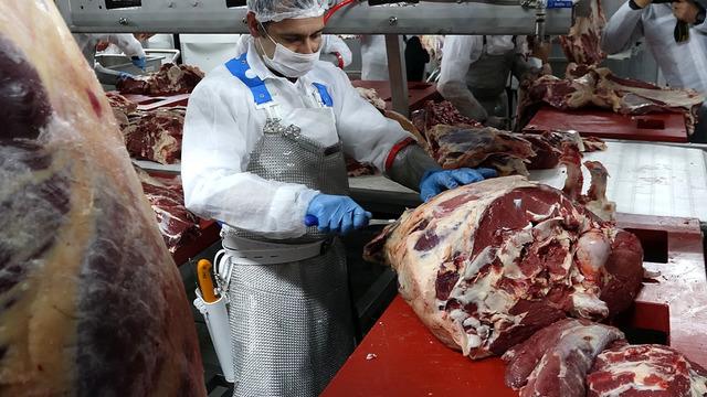 Bayram yaklaşıyor: Sadece kurban eti ile kahvaltı yapmayın! En sağlıklı et; yağ oranı az, pembe ve parlak olan ettir