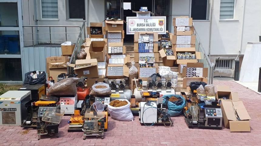 Bursa'da kaçak sigara üreten 4 şüpheliye gözaltı