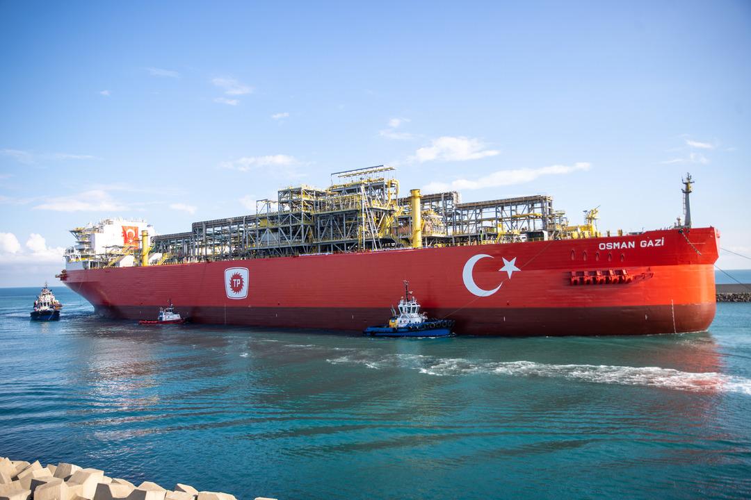 AA-20250531-38138780-38138768-TURKIYENIN_ILK_YUZER_DOGAL_GAZ_URETIM_PLATFORMU_OSMAN_GAZI_FILYOS_LIMANINDA