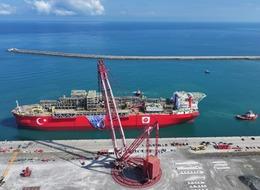 Doğal Gaz üretim platformu Osman Gazi Filyon Limanı'na demirlendi! Erdoğan uğurlamıştı, Türkiye dünyada 6'ıncı oldu... 