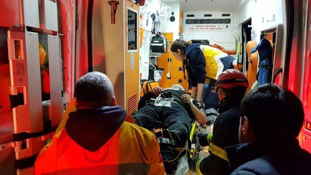 TEM’de 2 tır çarpıştı, 4 kişi yaralandı