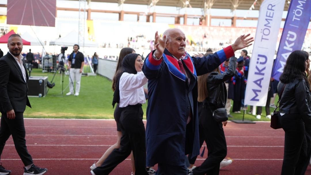 76 yıl sonra gelen mezuniyet: Bir ömür boyu beklenen hayaller gerçek oldu 3