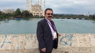 Bolu'da 33 yıldır görev yapan öğretim üyesi kalp krizi geçirerek hayatını kaybetti