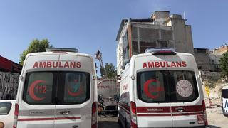 Adana'da yastık imalathanesinde çıkan yangın söndürüldü