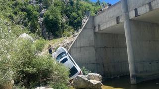 Osmaniye'de otomobil dere yatağına düştü, 4 kişi yaralandı