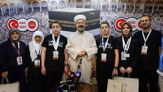 Diyanet İşleri Başkanı Erbaş, Mekke'de Türk hacı adaylarıyla buluştu