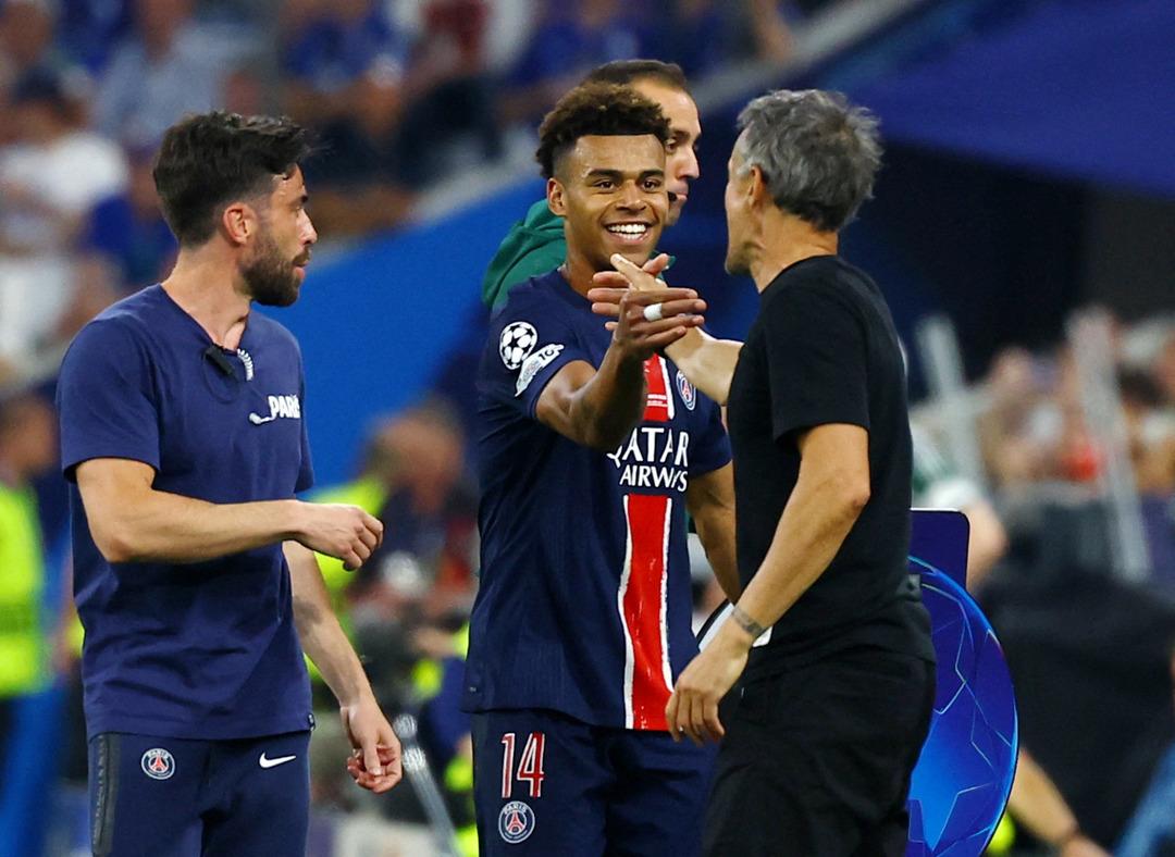 2025-05-31T203304Z_696140125_UP1EL5V1L334P_RTRMADP_3_SOCCER-CHAMPIONS-PSG-INT-REPORT