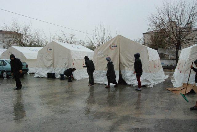 Samsat depreminin üzerinden bir yıl geçti