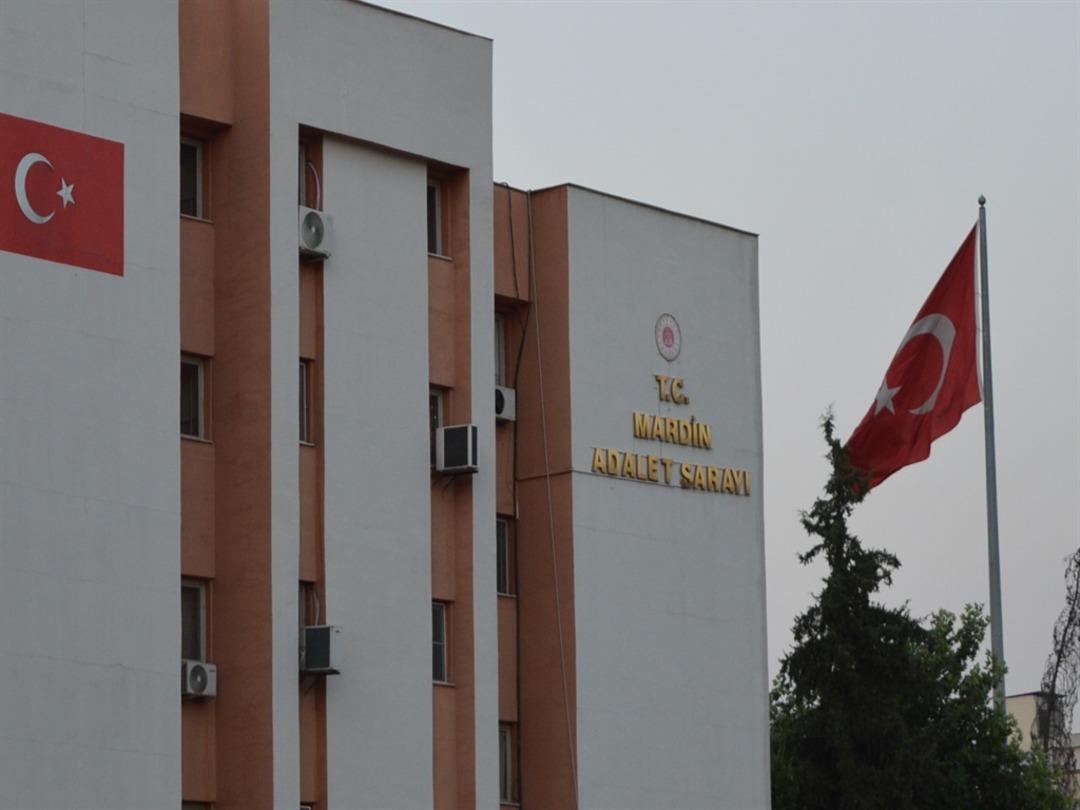 8-BIN-LIRAYA-BANKA-HESABINI-KULLANDIRDI_743685_218779