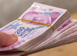 8 bin TL için yaptı! Hesabına 150 bin TL geldi... Bir işlem tutuklanmasına neden oldu