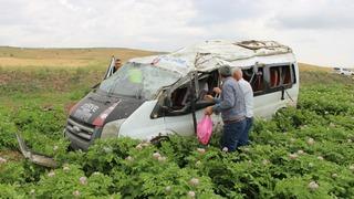 Amasya’da yolcu minibüsü takla attı! 1 kişi hayatını kaybetti, 4 kişi yaralandı