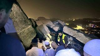 Nur Dağı hacı adaylarının akınına uğruyor