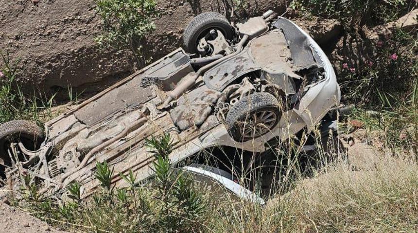 Şırnak'ta otomobil şarampole devrildi! 1 kişi hayatını kaybetti, 3 kişi yaralandı