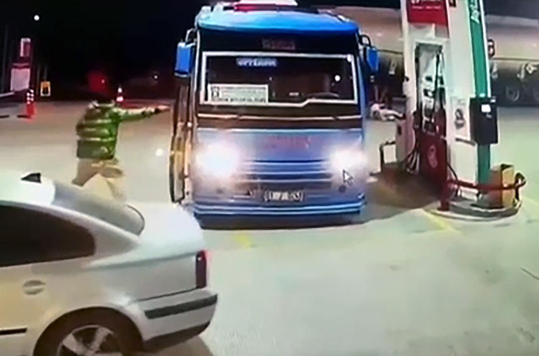 HATLARINA-DAHIL-EDILEN-OZEL-HALK-OTOBUSL_745032_219914